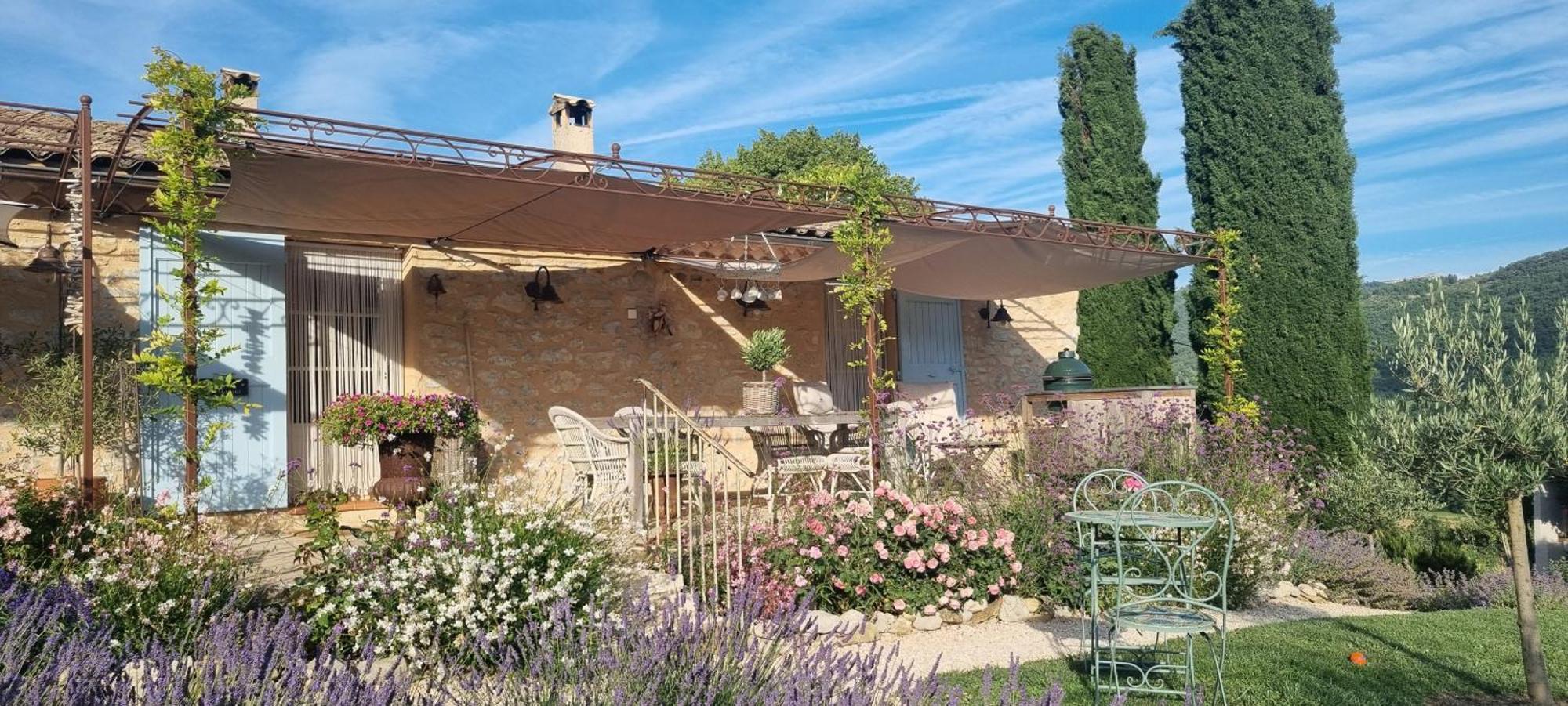 Mas Tulipe De Soie Bed & Breakfast Bevons Exterior photo